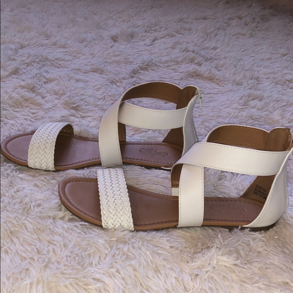 Sandals - Picture 3 of 3